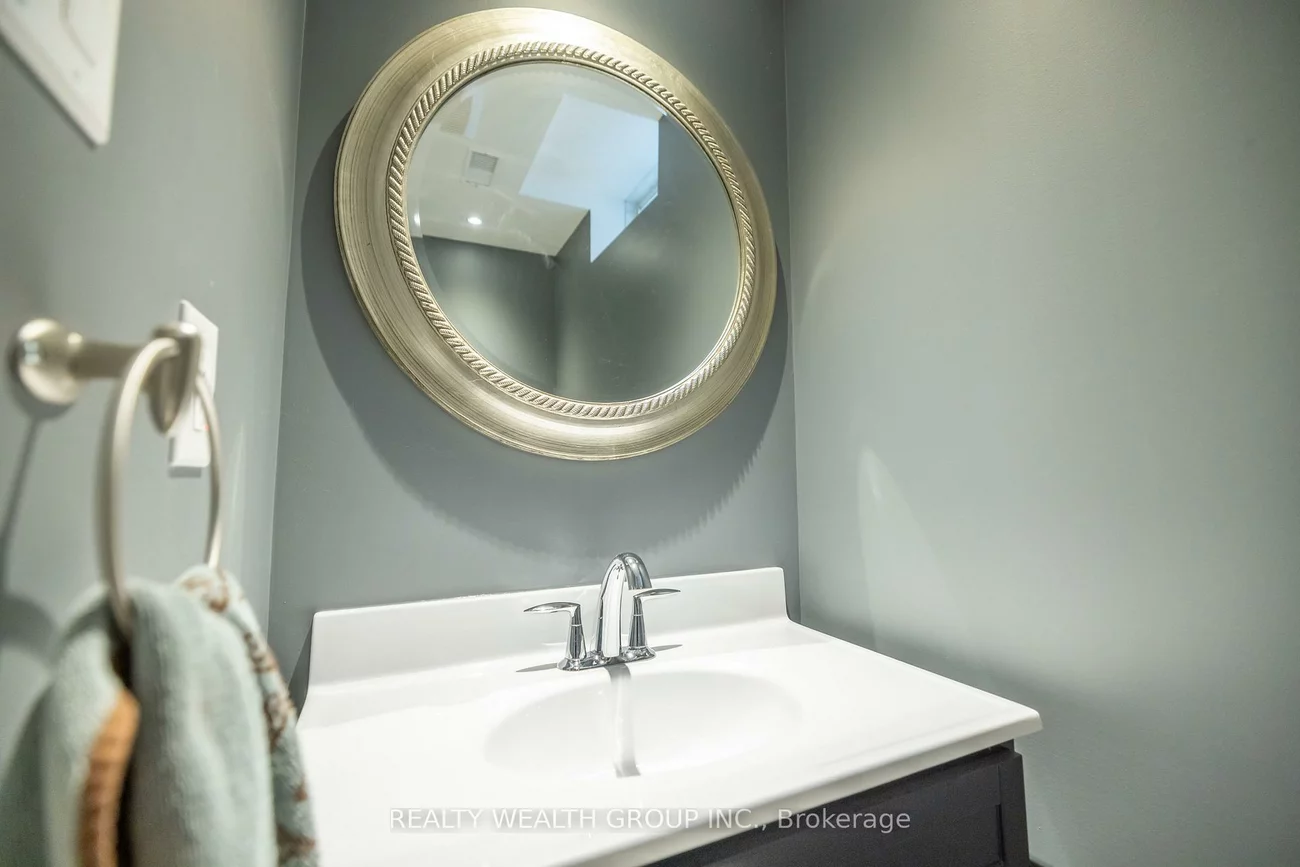 32, Rock Elm, Patterson, Vaughan