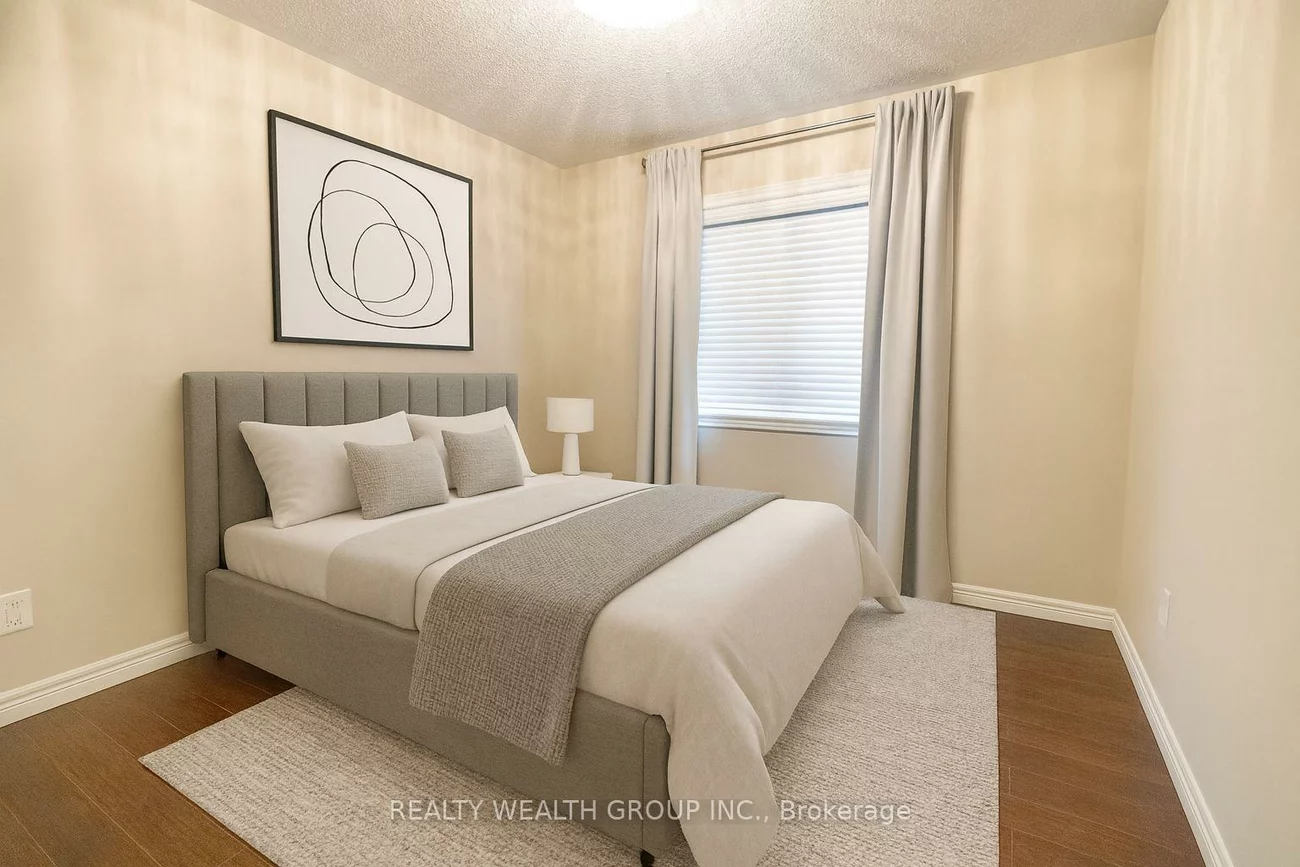 32, Rock Elm, Patterson, Vaughan