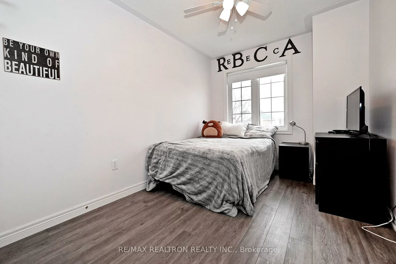 28, Spring Arbour, Patterson, Vaughan