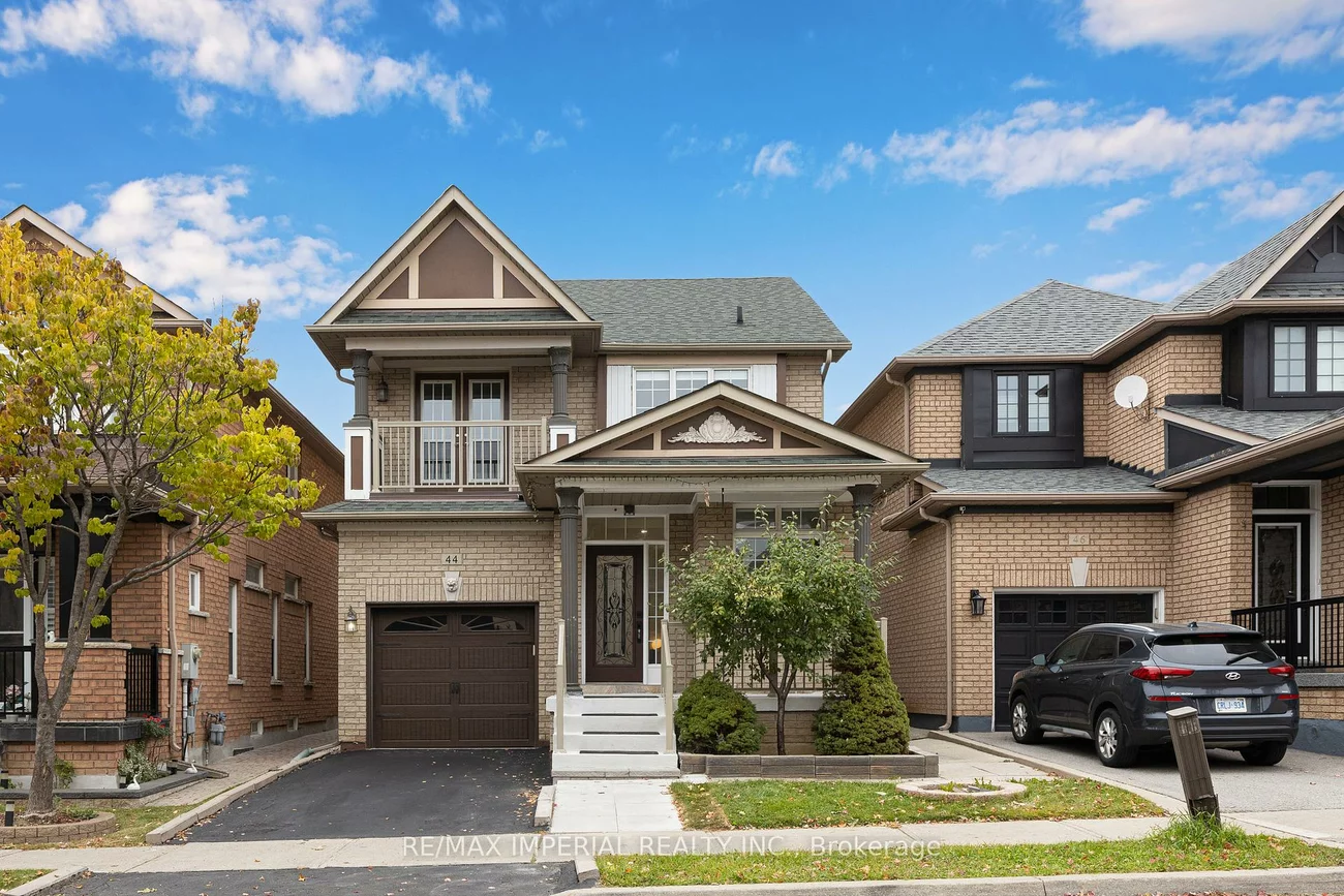 44, Hawkview, Vellore Village, Vaughan