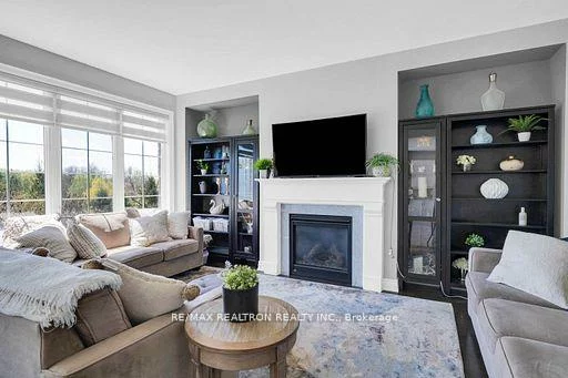 53, Gallant, Vellore Village, Vaughan