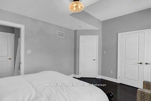 53, Gallant, Vellore Village, Vaughan
