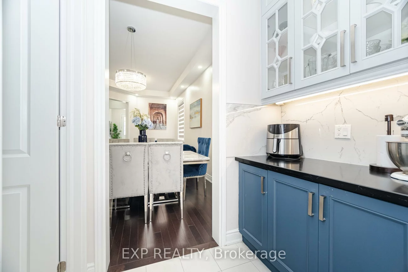 78, Gallant, Vellore Village, Vaughan