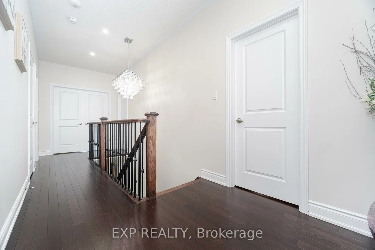 78, Gallant, Vellore Village, Vaughan