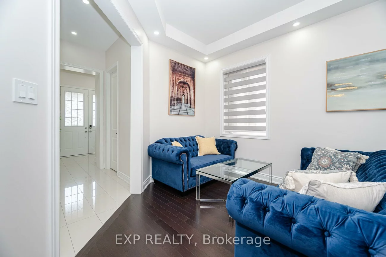 78, Gallant, Vellore Village, Vaughan