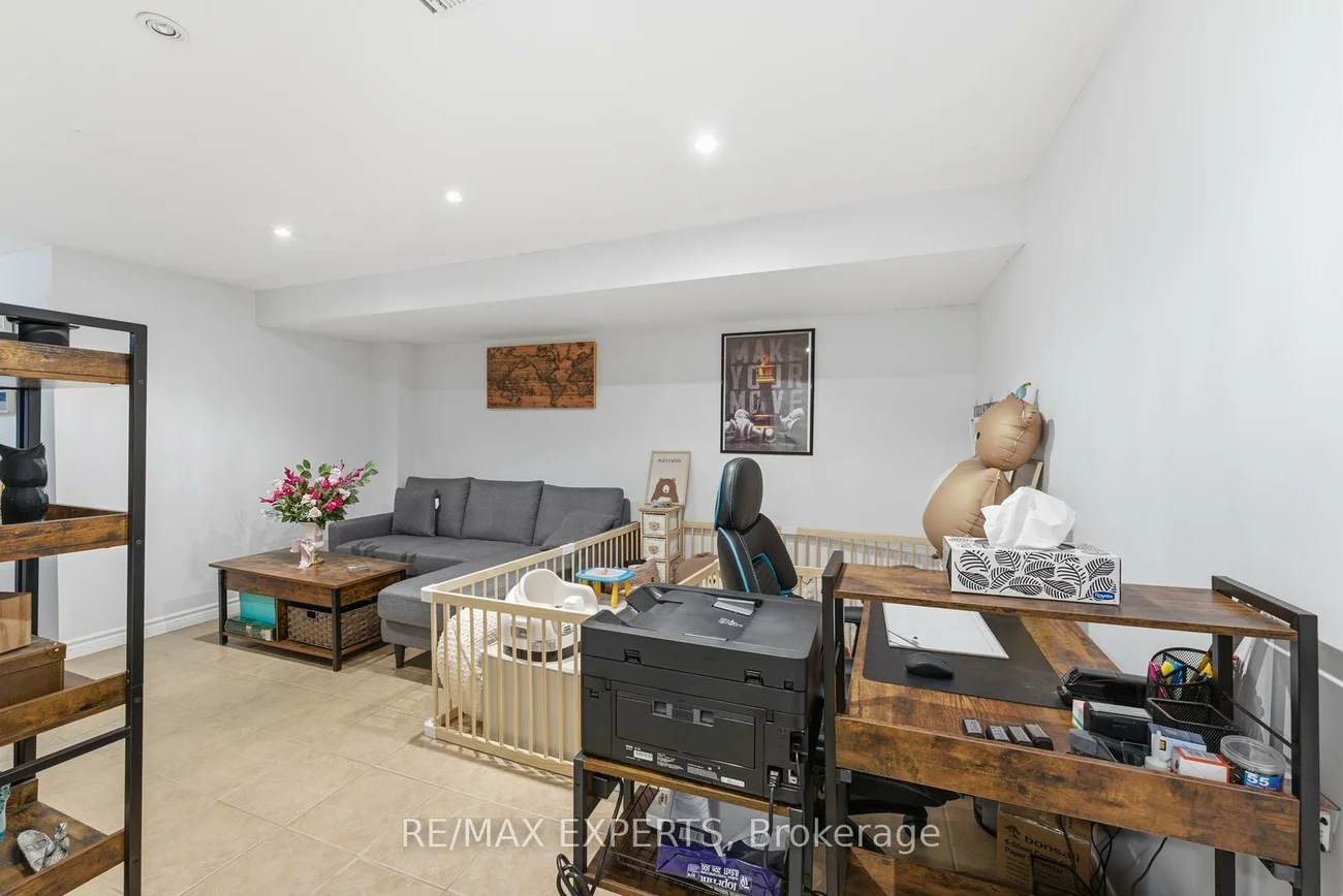 34, Castle Park, Sonoma Heights, Vaughan