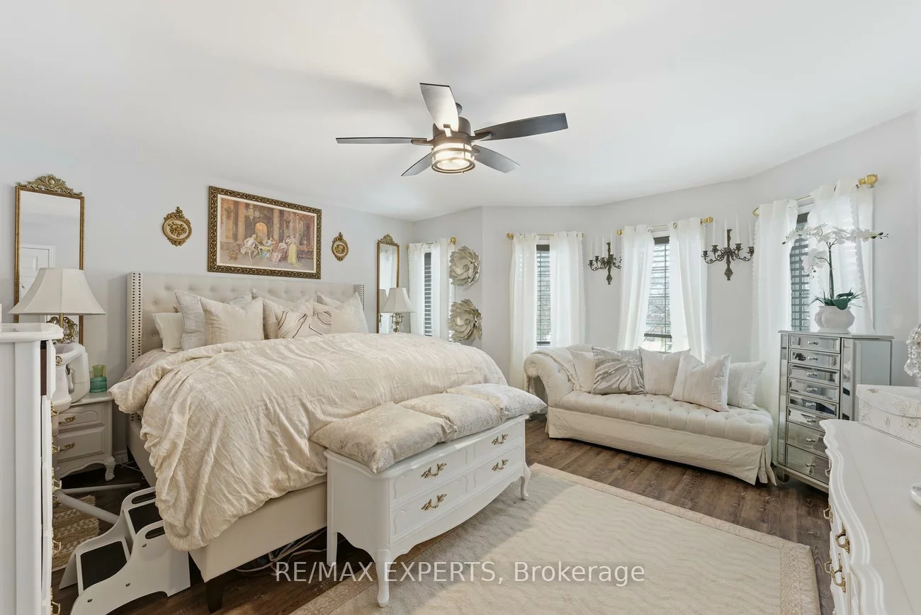 34, Castle Park, Sonoma Heights, Vaughan