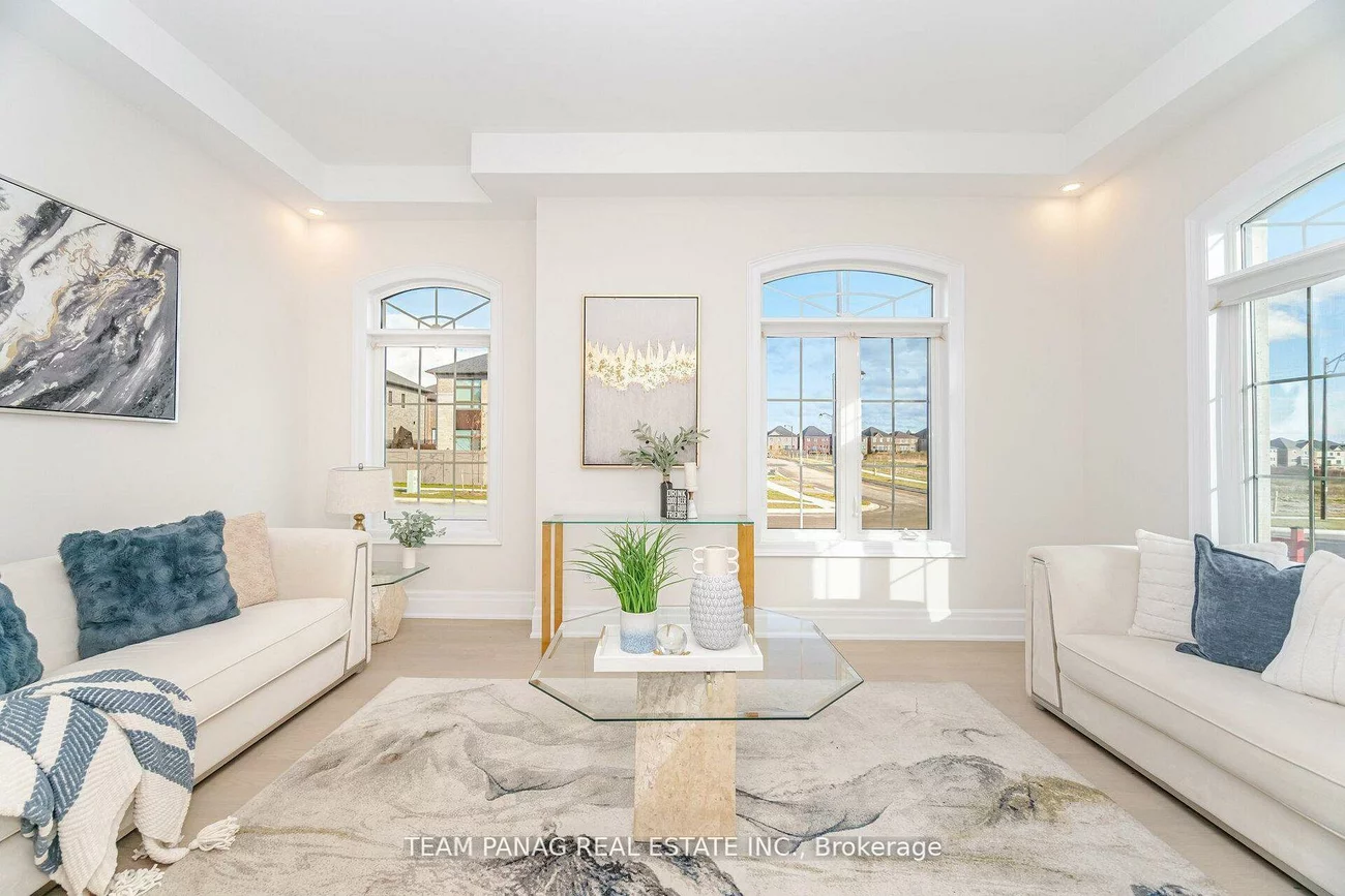 30, Ballantyne, Vellore Village, Vaughan