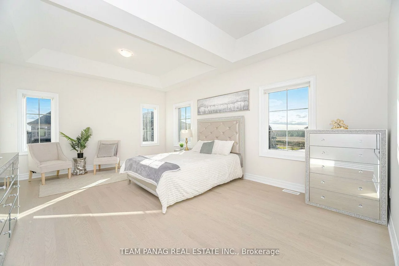 30, Ballantyne, Vellore Village, Vaughan