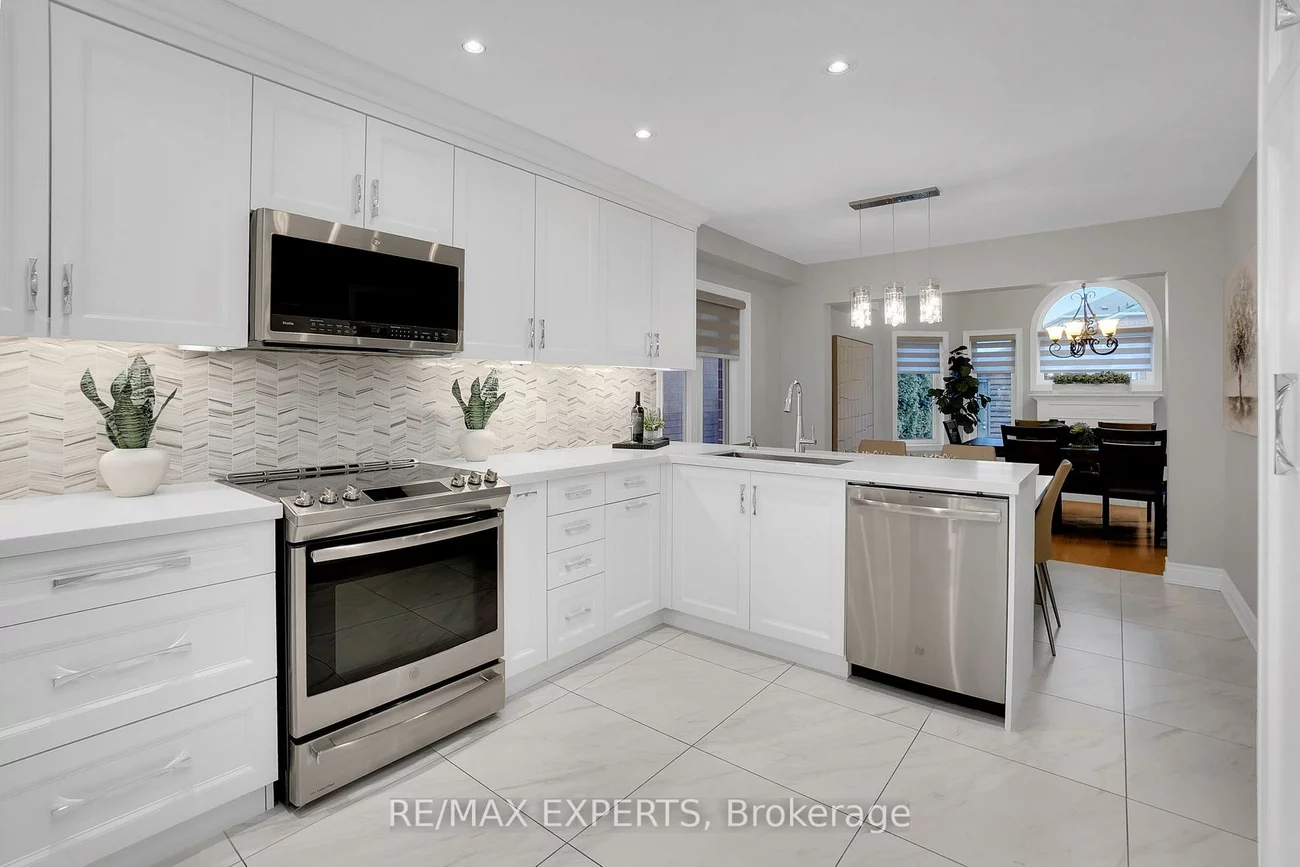 118, Kayla, Maple, Vaughan