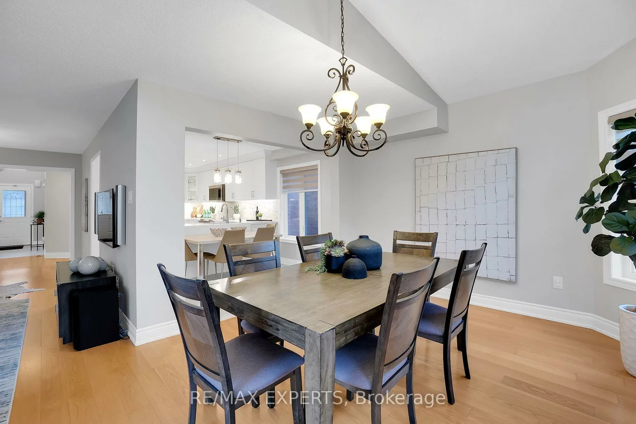 118, Kayla, Maple, Vaughan