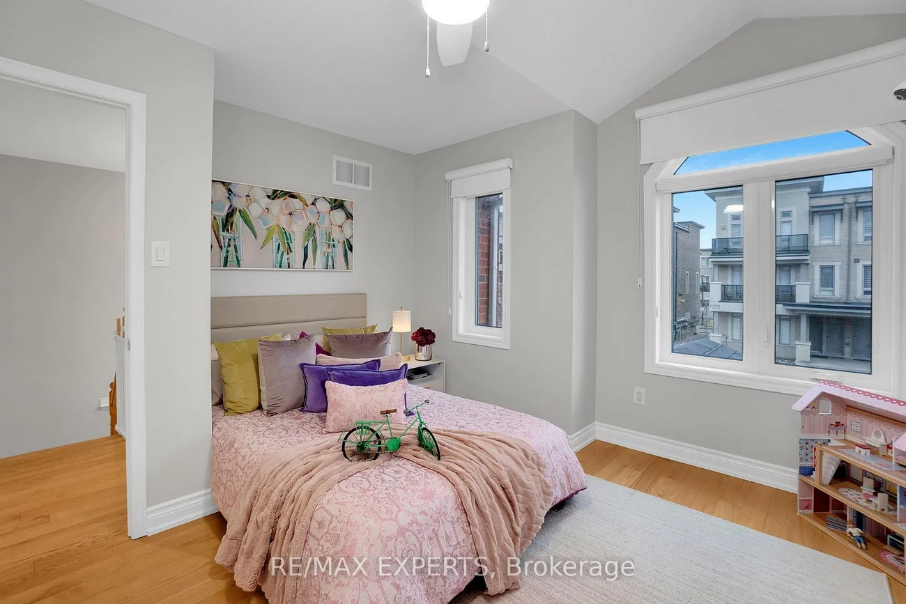 118, Kayla, Maple, Vaughan