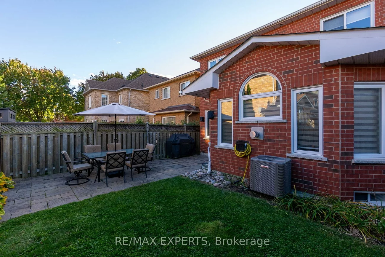 118, Kayla, Maple, Vaughan