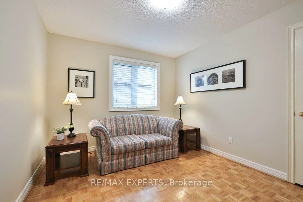 102, Vaughan Mills, Elder Mills, Vaughan