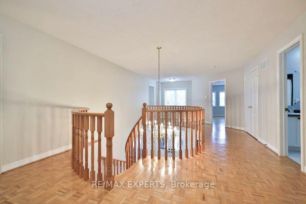 102, Vaughan Mills, Elder Mills, Vaughan