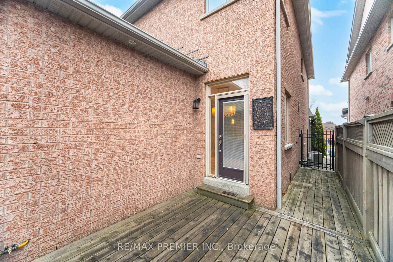 56, Stark, Vellore Village, Vaughan