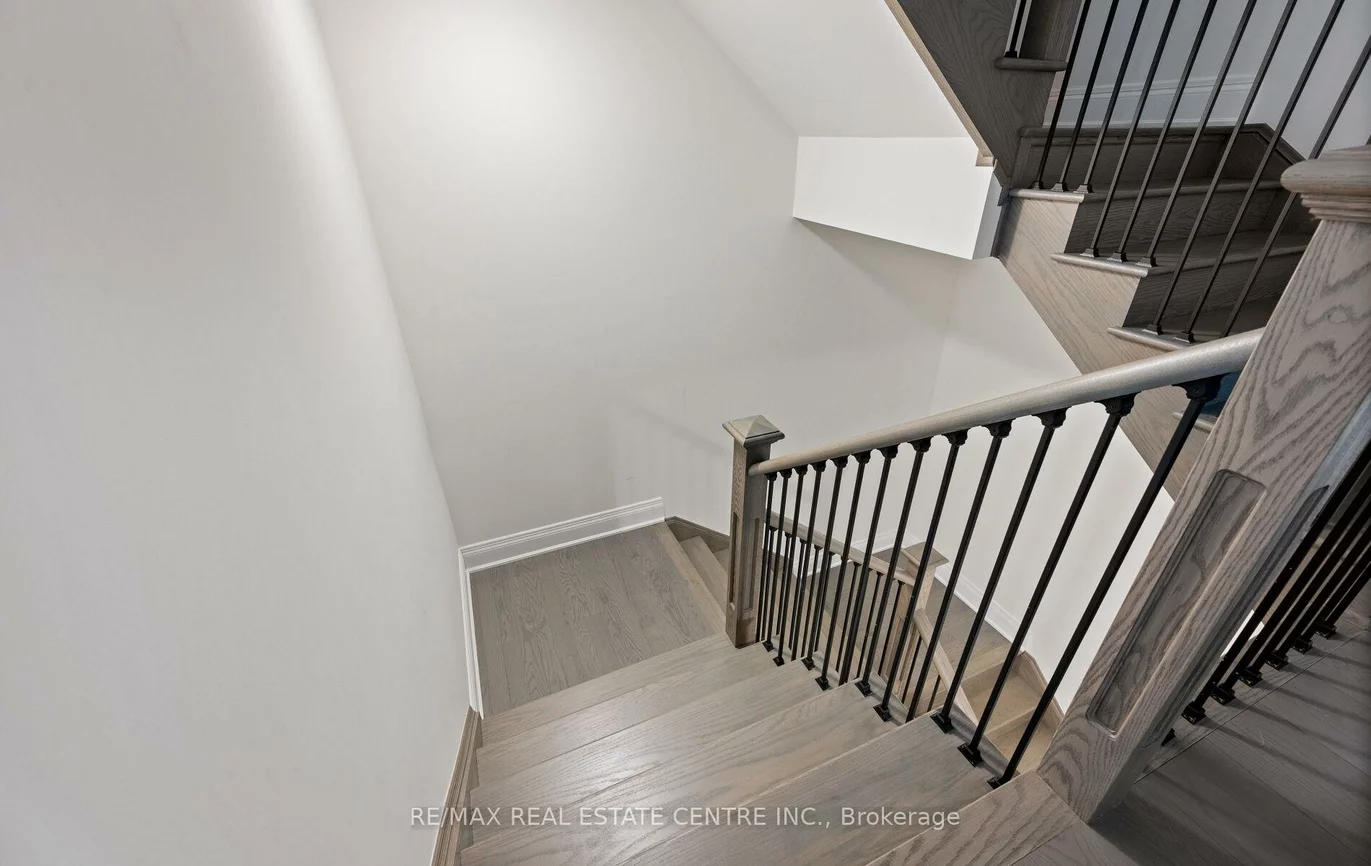 160, Wainfleet, Vellore Village, Vaughan