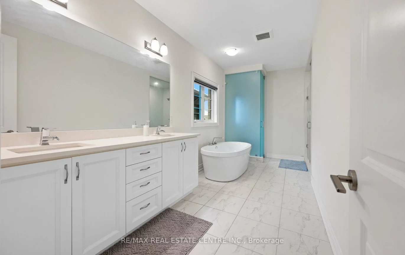 160, Wainfleet, Vellore Village, Vaughan