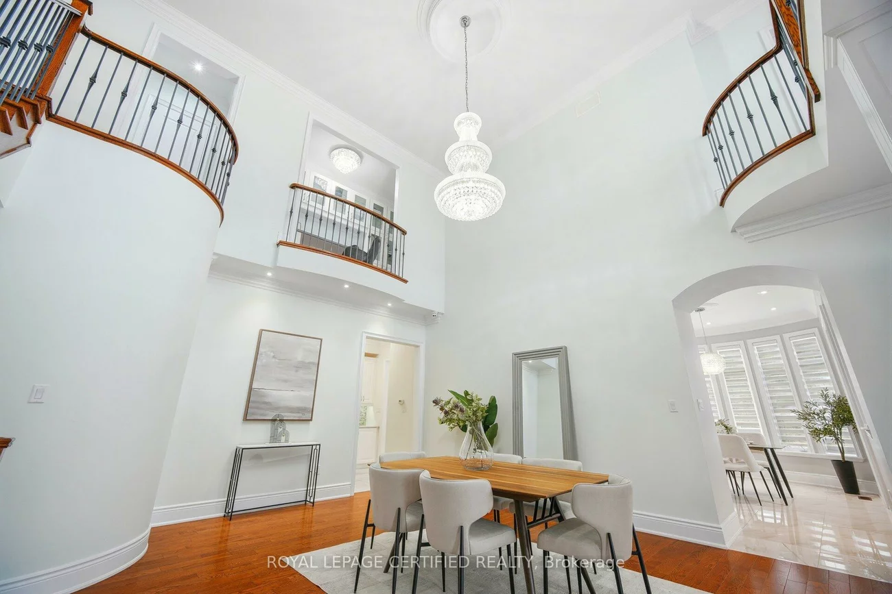 100, Virtue, Vellore Village, Vaughan