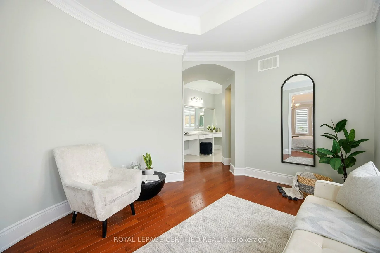 100, Virtue, Vellore Village, Vaughan