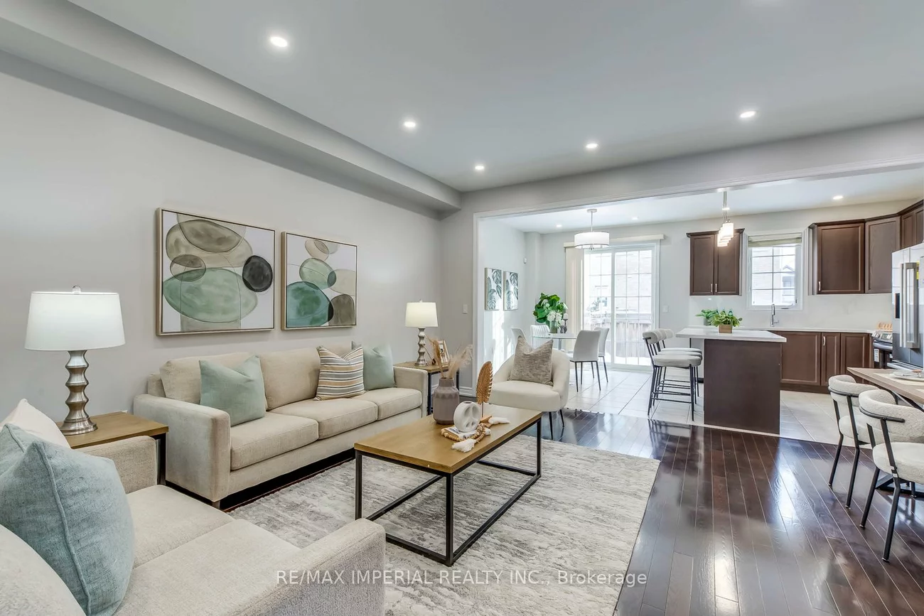 43, Sibella, Vellore Village, Vaughan