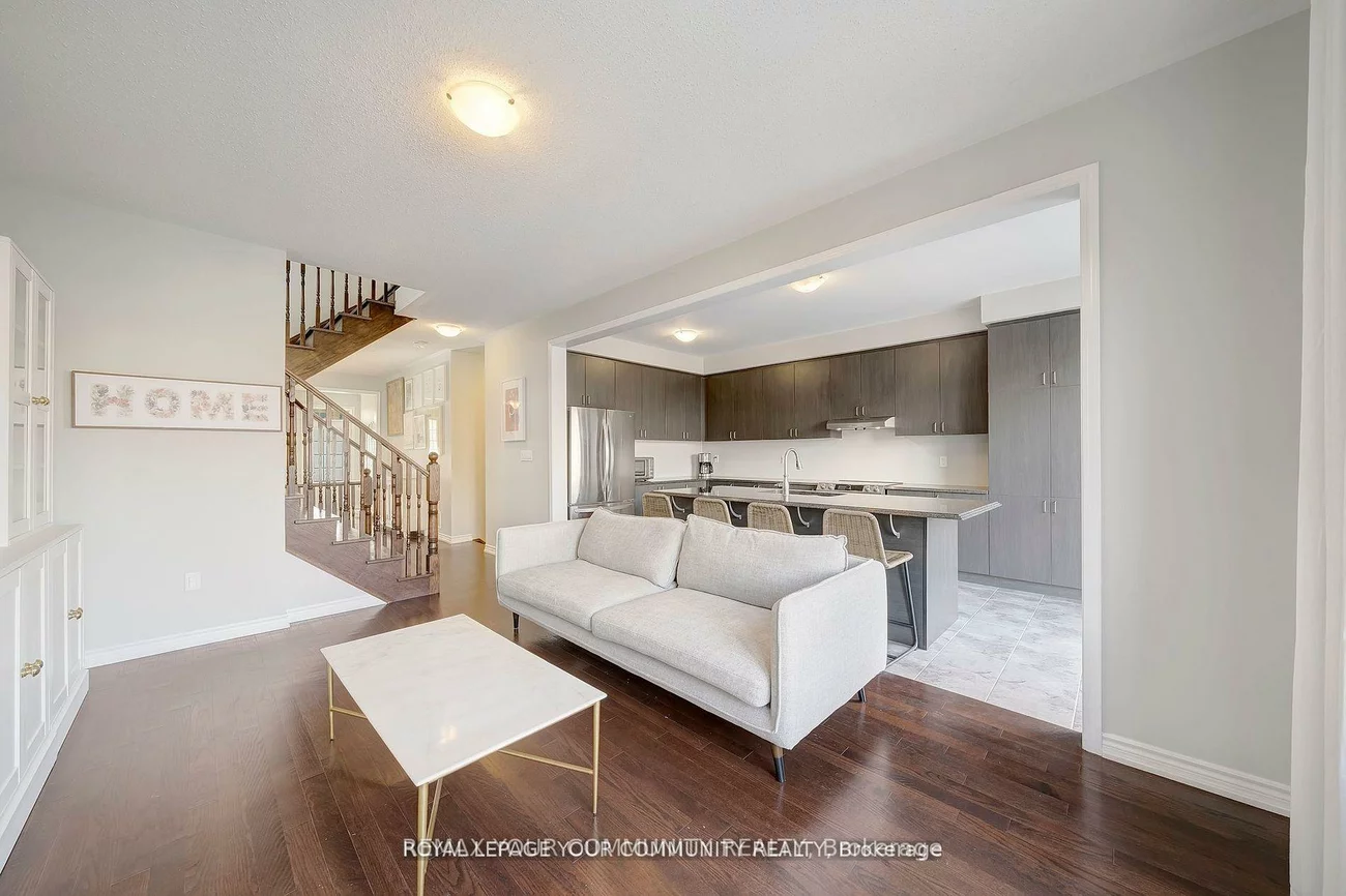 14, Faust, Kleinburg, Vaughan