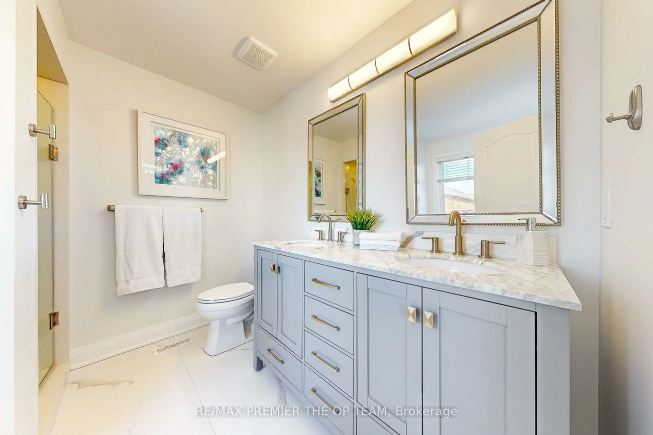 96, Saint Victor, Vellore Village, Vaughan