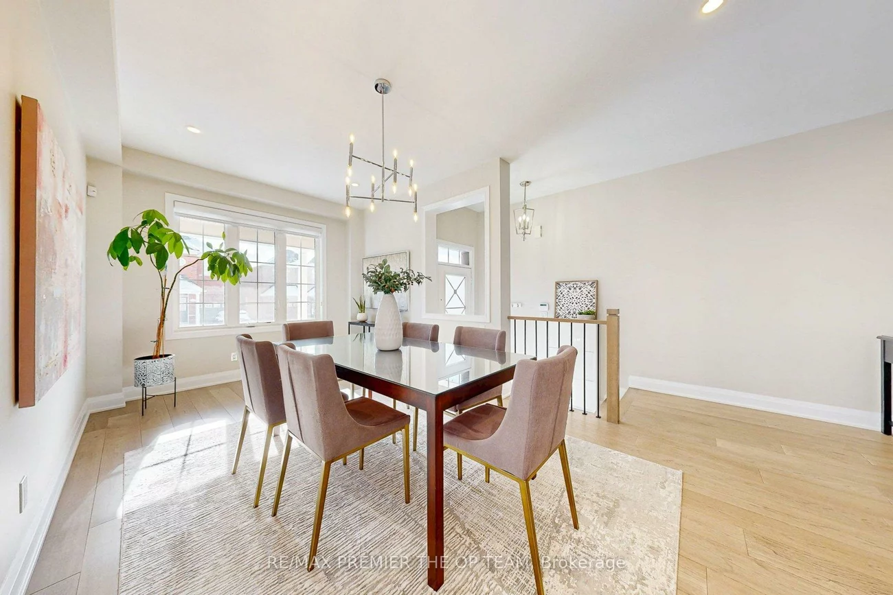 96, Saint Victor, Vellore Village, Vaughan