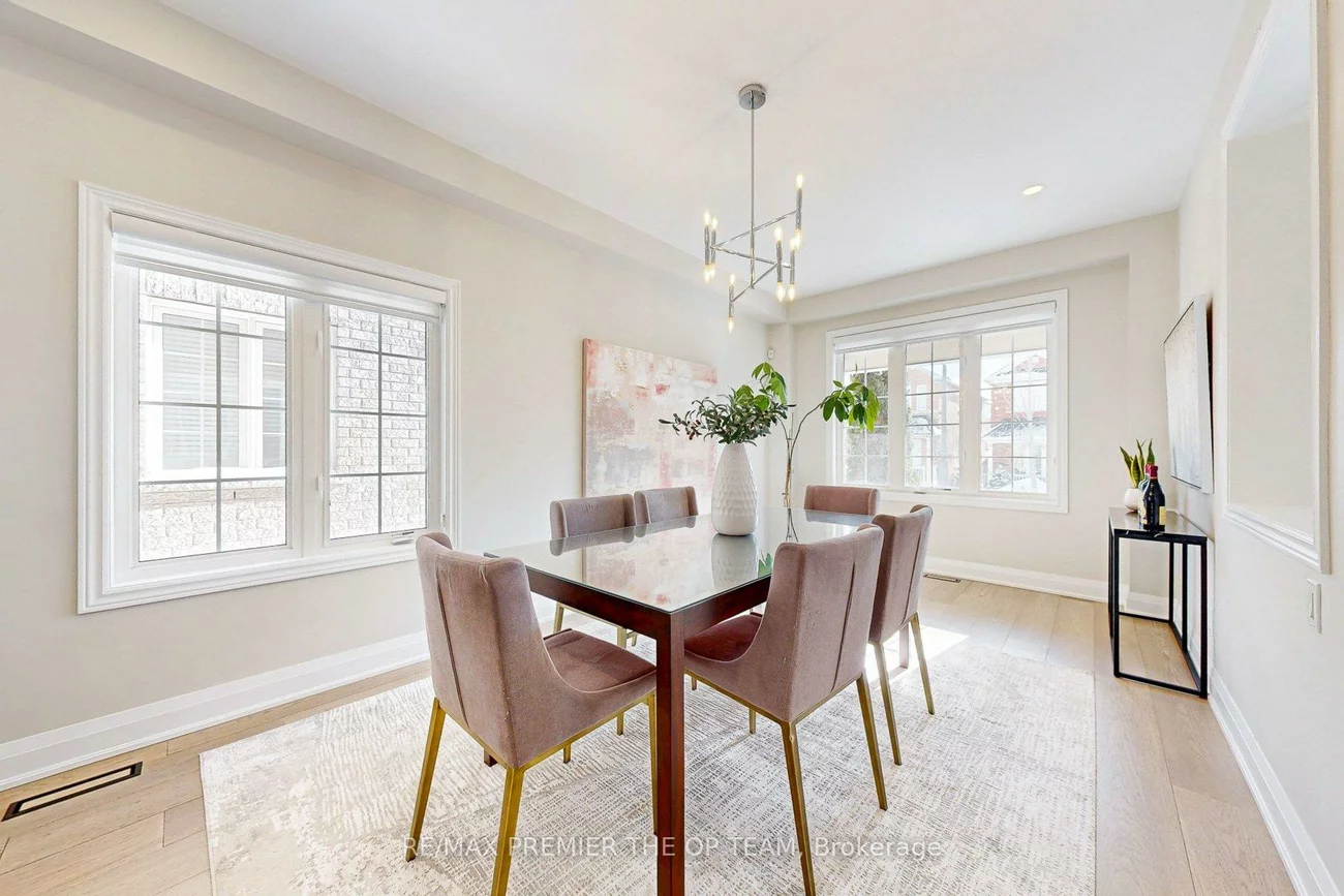 96, Saint Victor, Vellore Village, Vaughan