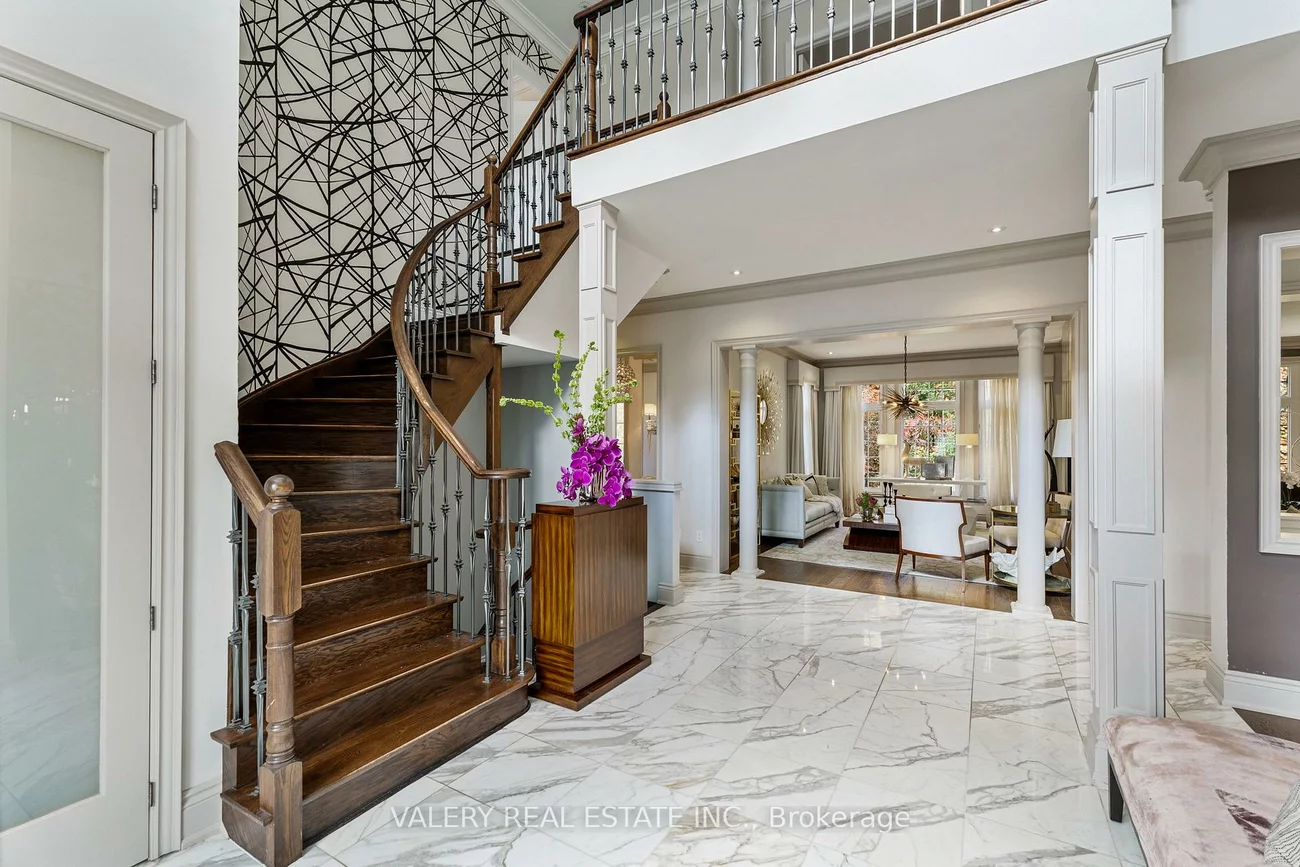 211, Grand Vellore, Vellore Village, Vaughan