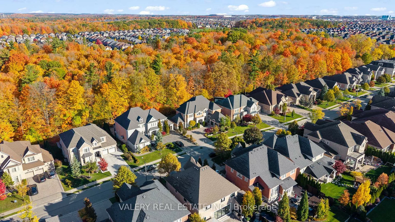 211, Grand Vellore, Vellore Village, Vaughan