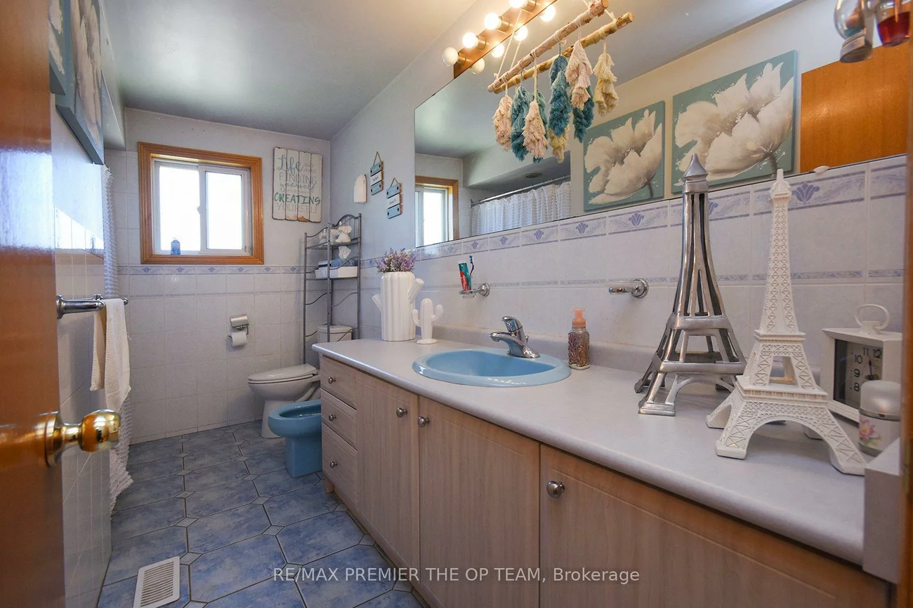 123, Willis, East Woodbridge, Vaughan