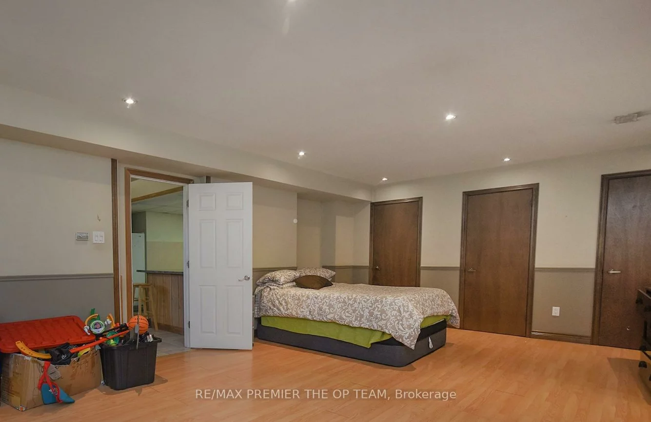 123, Willis, East Woodbridge, Vaughan