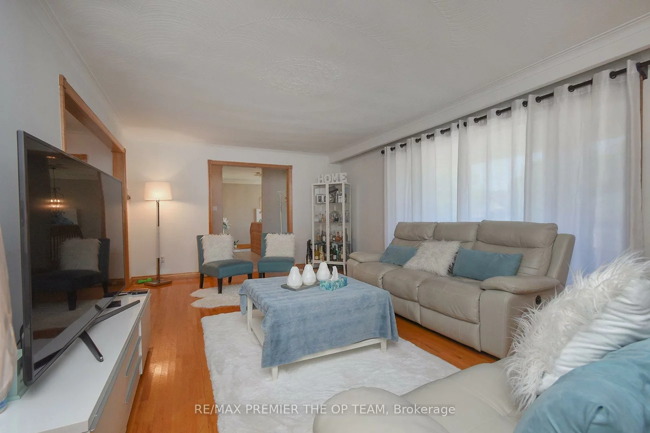 123, Willis, East Woodbridge, Vaughan