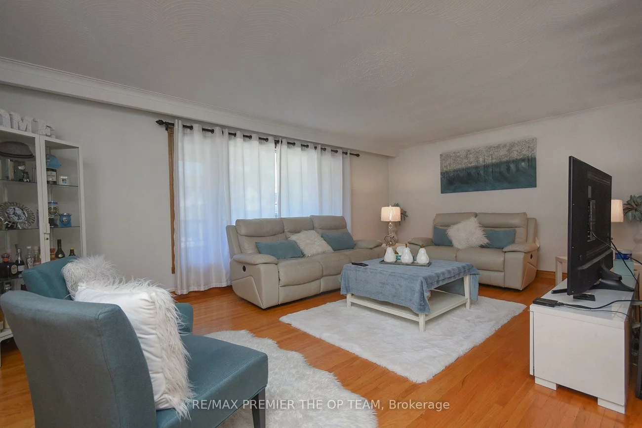 123, Willis, East Woodbridge, Vaughan