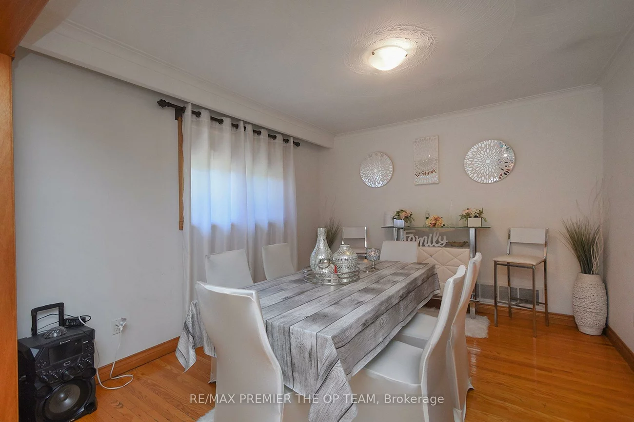 123, Willis, East Woodbridge, Vaughan