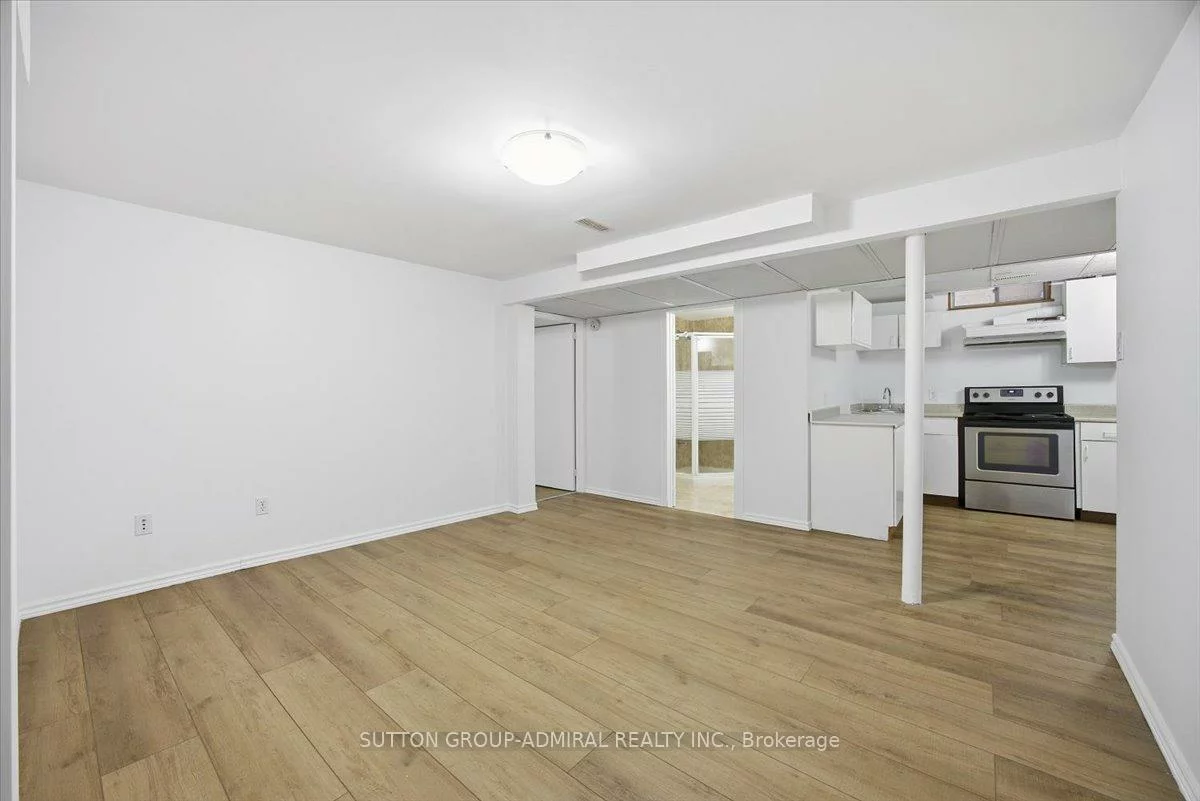 137, Chelwood, Brownridge, Vaughan