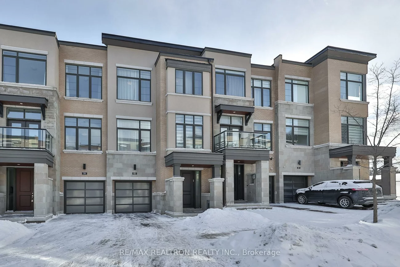 92, Carrville Woods, Patterson, Vaughan