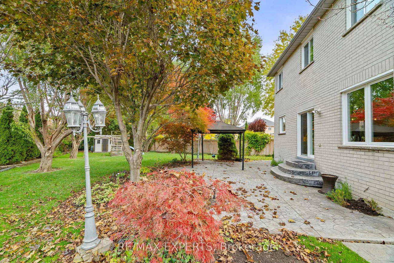 39, Michelle, East Woodbridge, Vaughan