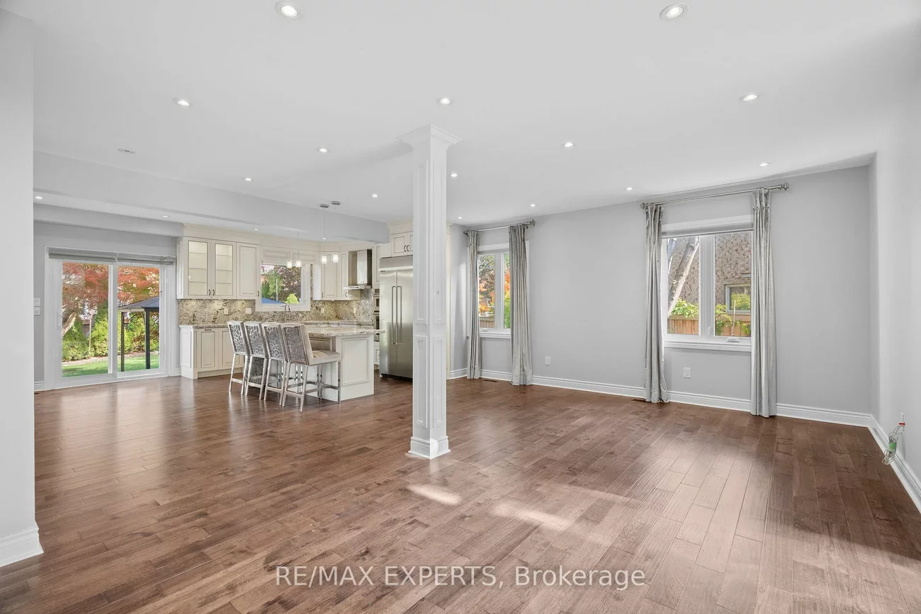 39, Michelle, East Woodbridge, Vaughan