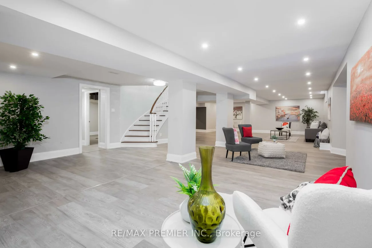 101, Woodgreen, Islington Woods, Vaughan