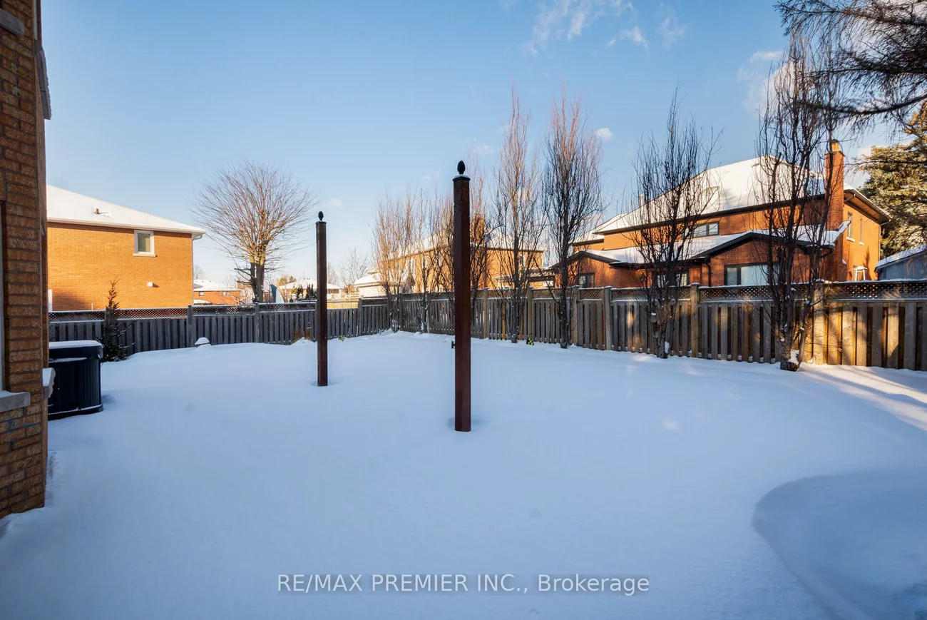 101, Woodgreen, Islington Woods, Vaughan