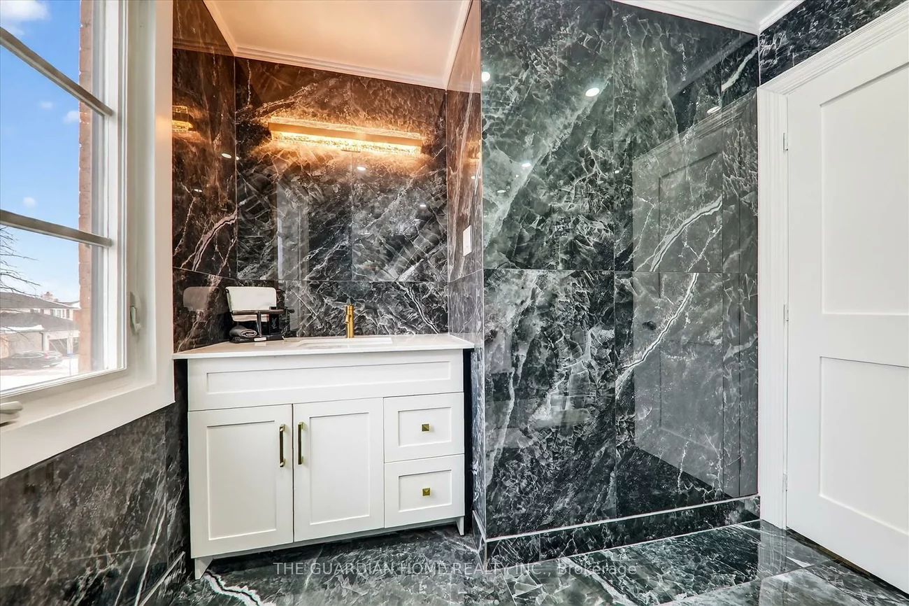 1, Arisaig, Maple, Vaughan