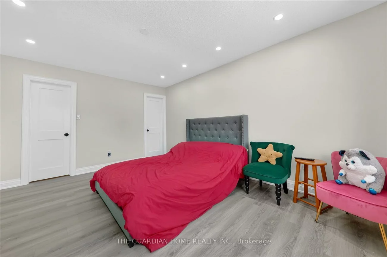 1, Arisaig, Maple, Vaughan