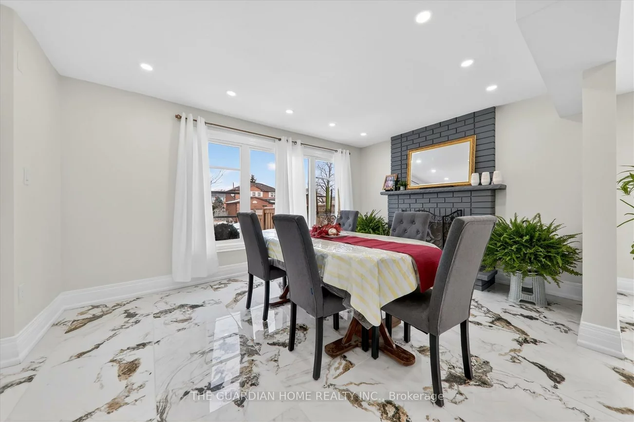 1, Arisaig, Maple, Vaughan