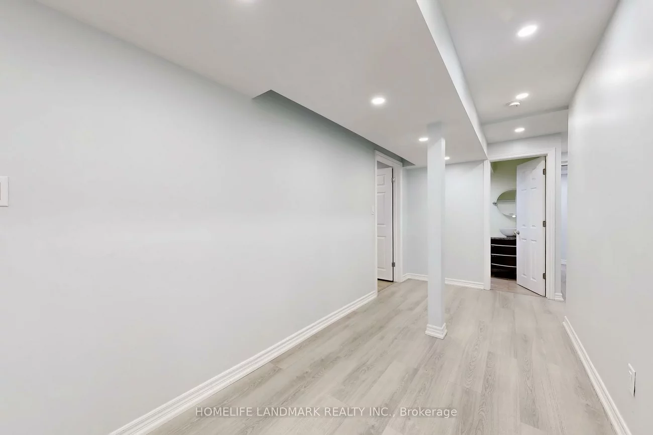 186, Tierra, Vellore Village, Vaughan