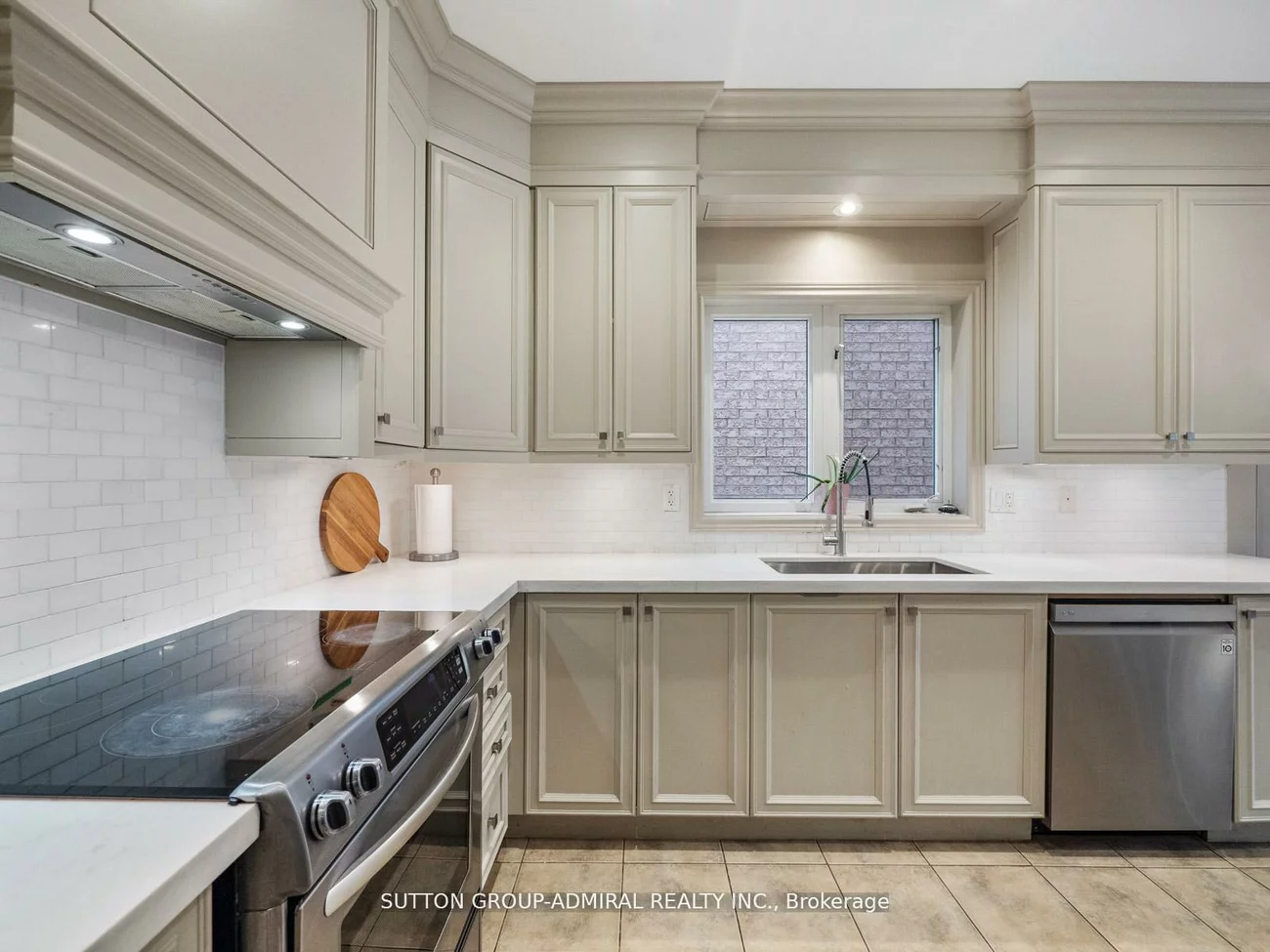 192, Chayna, Patterson, Vaughan