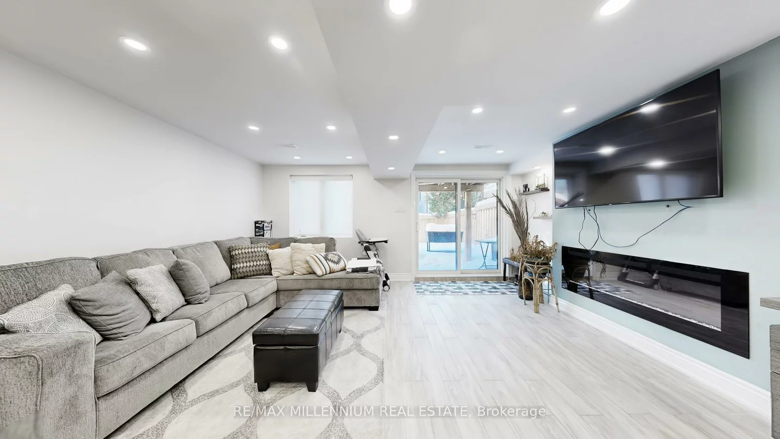 53, Zenith, Kleinburg, Vaughan