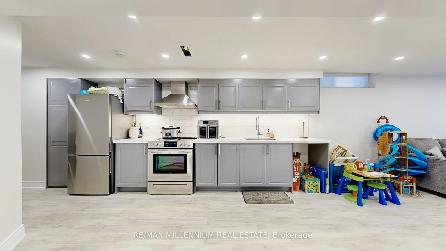 53, Zenith, Kleinburg, Vaughan