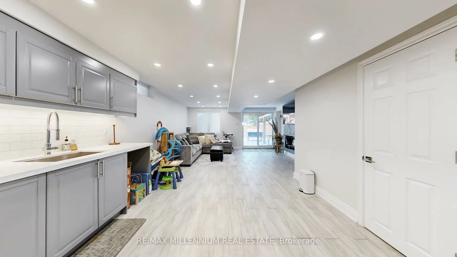 53, Zenith, Kleinburg, Vaughan